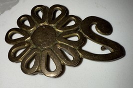 Groovy Brass Vintage Sun Flower Floral Belt Buckle - $1,770.79 MXN