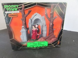 Lemax 93723 First Bite Tabletop Halloween Decoration Spooky Town D3 - $56.95