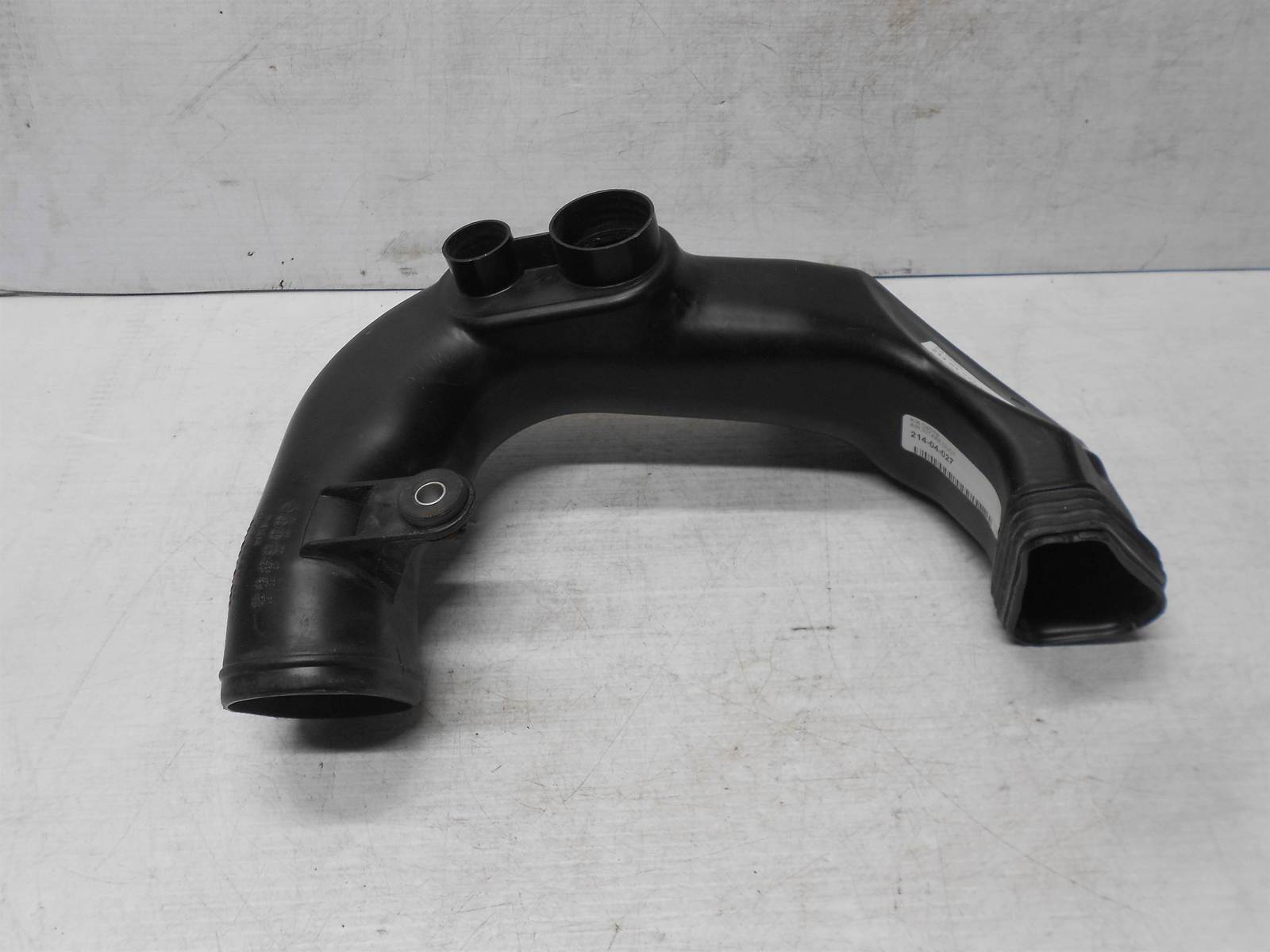 2009-2010 KIA Optima Air Intake Duct 28210-2G100 - $38.99