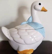 Vintage &quot;Welcome Taiwan&quot; White Goose/Duck Cookie Jar with Light Blue Ribbon - £47.07 GBP