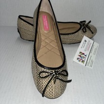 Isaac Mizrahi New York Tan Woven Flats Shoe Size 5 NWOB - $23.76