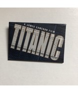 Titanic James Cameron movie promo button pin 1997 rectangle - €3,42 EUR