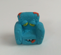 Moose Grossery Gang Series 3 Putrid Power Junk Yard Blue Ouch Couch - $6.75 CAD
