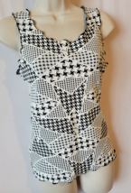 Haystacks Size Large Black and White Stretchy Top - $29.99