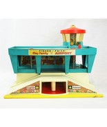 VINTAGE 1972 Fisher Price Play Family Airport Playset - £44.63 GBP