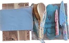 14-Pioneer Woman ~ Wooden Utensils ~ Knives ~ Felt Liners ~ Mats &amp; Board... - $40.00