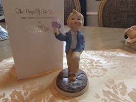 Lenox Porcelain Figurine The Days Of The Week Monday&#39;s Child 5.75&quot; Young Boy - £14.99 GBP