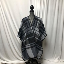 Ike Behar Black Gray Plaid Poncho Shawl Womens One Soft Fuzzy Inside Warm - £15.13 GBP