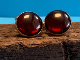Old Vtg Swank Gold Tone Cuff Links Jewelry Red Glass Gem Round Circle Design - £23.68 GBP