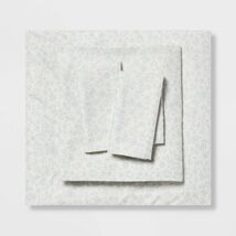 Room Essentials Twin/Twin XL Microfiber Sheet Set Pewter Aqua Floral Siz... - $260.57 MXN Room Essentials Twin/Twin XL Microfiber Sheet Set Pewter Aqua Floral Siz... - $260.57 MXN