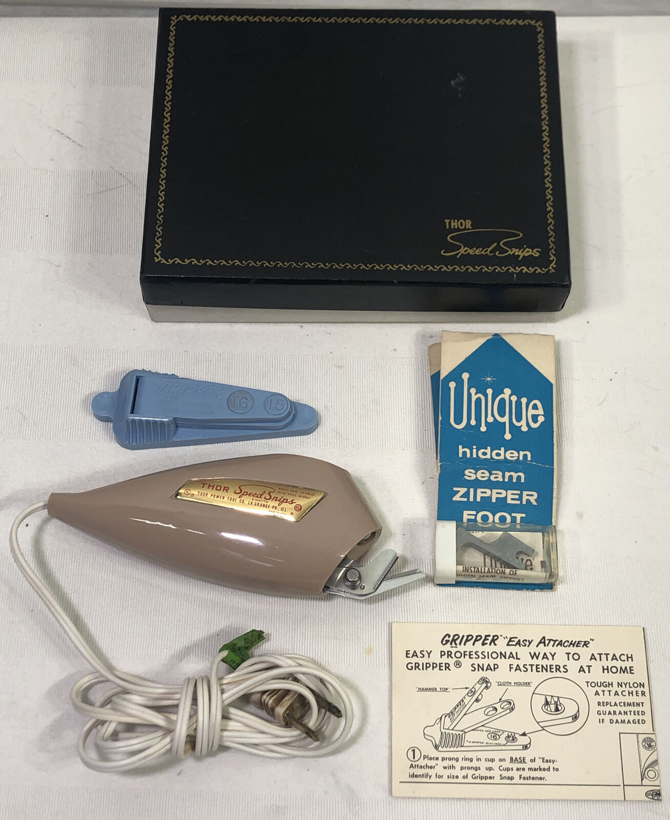 Vintage Thor Speed Snips Electric Scissors Model 1010A Mauve Tested & Works - $19.68