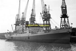 mc0932 - Ellerman Cargo Ship - Anglian , built 1947 - photograph 6x4 - £2.20 GBP