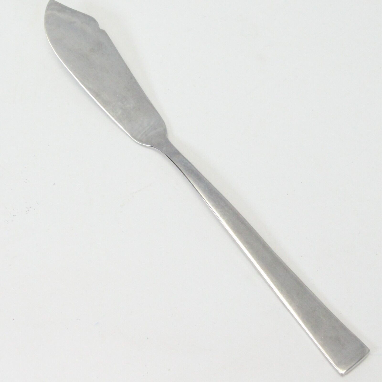 Wallace Julienne Georgetown  Butter Knife 6 7/8&quot;  18/10 Stainless - $6.85