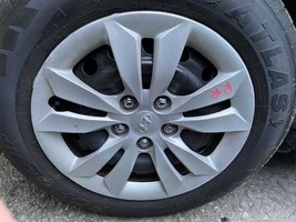 Wheel Cover HubCap 10 Spoke Fits 11-14 SONATA 537494 - £38.29 GBP