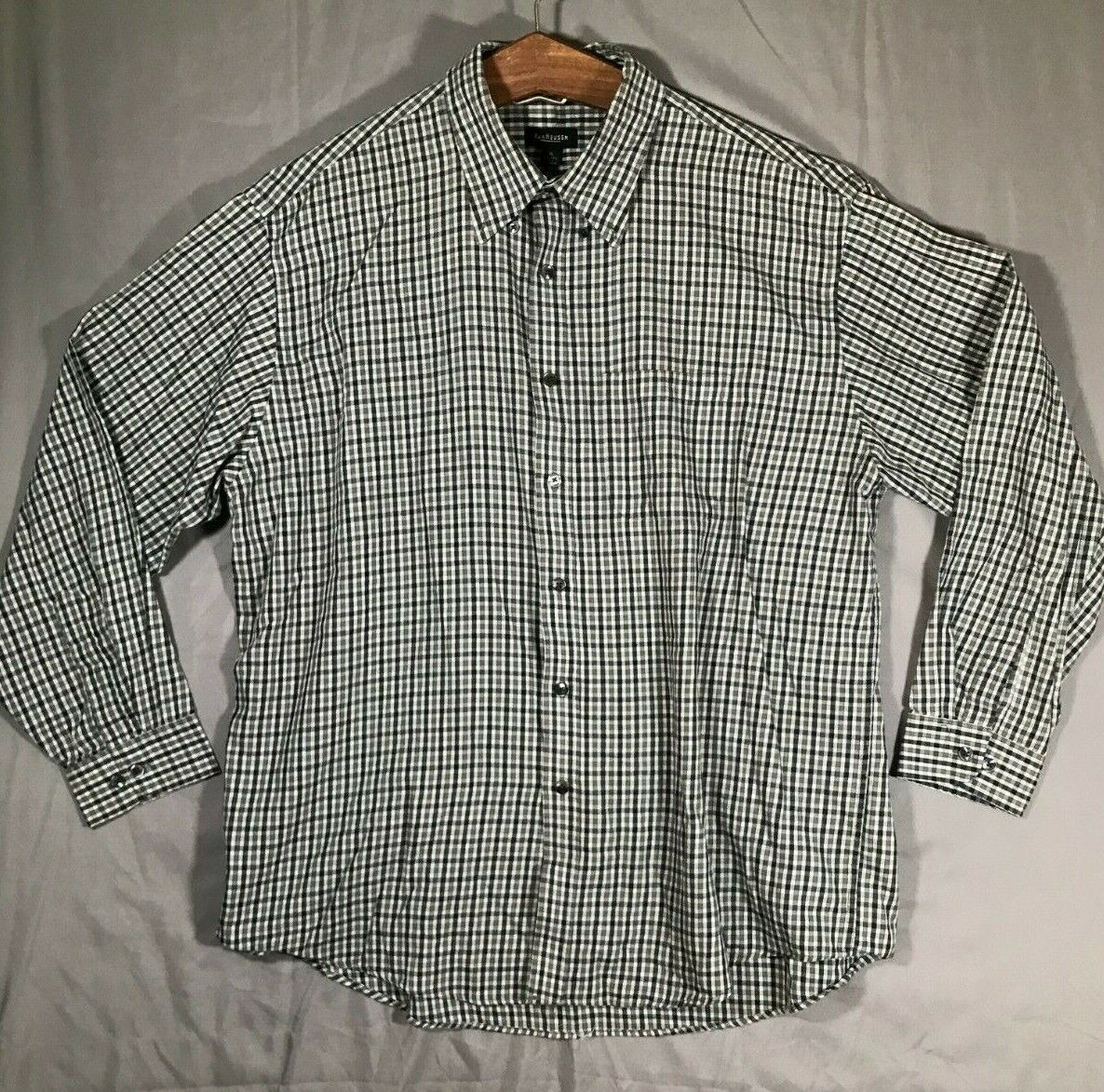 Primary image for Van Heusen XL Extra Large Men's Casual Button Up Pocket Shirt Multicolor Checker