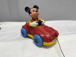 Vintage 1973 Walt Disney Mickey Mouse PULL MEE Kohner Bros Action Pull Toy - $12.30