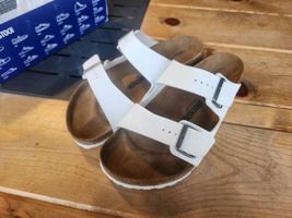Birkenstock Arizona | White | EU 45 | US Men 12 | Regular Fit - $79.20