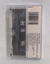 Hall &amp; Oates Cassette Tape By Karaoke Kassette - 8 Songs - The Singing Machine - £11.35 GBP