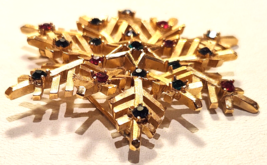 Crown Trifari Brooch Pin Rhinestone Snowflake Brushed Shiny Gold Setting 1960s - £35.82 GBP