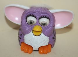 1999 McDonalds Furby Lavender &amp; White Spotted Furby Feet &amp; Eyes Move - $3.00