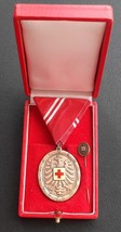 Austrian red cross medal - bronze degree in case - £29.89 GBP