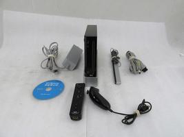 Wii Hardware Bundle - Black [video game] - £105.75 GBP