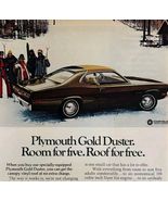 1972 Chrysler Plymouth Gold Duster Advertisement Automobilia Skiing DWII17 - $550.21 MXN