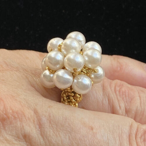 Fun Faux Pearl Beaded Stretch Gold Tone Fashion Ring Size 5.5-6 - $8.99