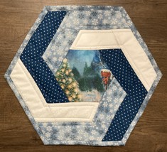 January  Festive Lighted Tree &amp; Mailbox Delight Hexagon Quilted Table To... - £19.81 GBP