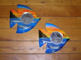 Estate Lot of 2 Blue &amp; Orange Painted Wood Ocean Fish w Dolphins &amp; Round... - $10.39