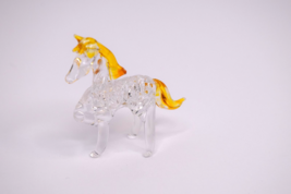 Hand Blown Miniature Glass Horse Figurine Clear &amp; Yellow - $182.84 MXN