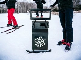 Ski Tote Vintage Black Ski &amp; Pole Carrier Functioning Plastic - $11.18