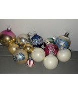 Vintage Lot of  13 Glass Christmas Ornaments Round Glitter Mica Balls Mu... - £19.65 GBP