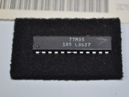 NEW Motorola 51-05479G05 Integrated Circuit IC Linear NEW Old Stock - $14.84