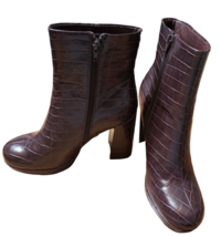 Rachel Zoe Maya Platform Boots Dark Brown Deep Red Croc Embossed Size 8M NEW - £38.99 GBP