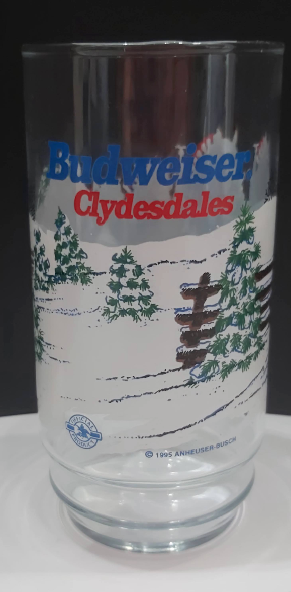 Budweiser Clydesdales 1995 Christmas beer glass - $11.36