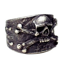 Jolly Roger Ring Dark Stainless Steel Skull and Crossbones Pirate Band Cosplay - £16.11 GBP