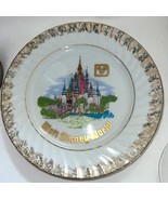 Vintage WALT DISNEY WORLD PLATE Walt Disney Productions *Excellent Condi... - $185.58 MXN