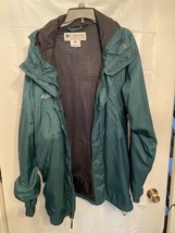 Columbia Omni Tech Windbreaker Hooded Rain Jacket Mens L Green Zips And Snaps - £27.50 GBP