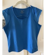 Ladies Brooks blue workout top size M - $10.97 CAD