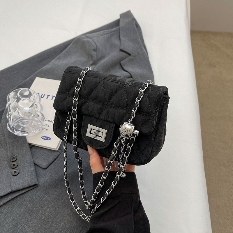 Simple Fashion Personality Small Square Bag Underarm Bag 2024 Spring Elegant Jo
