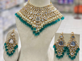 Bollywood Style Gold Plated Kundan Choker Necklace Tikka Indian Jewelry Set - £74.72 GBP