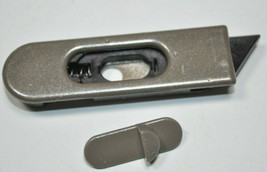 NEW Vetter 810 Double Hung Window Replacement Clay RH Top Tilt Latch 110873 - $13.85