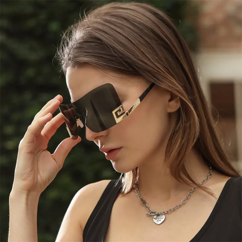 2024 New Fashion Brand Designer Luxury Oversized Rimless Sunglasses Women Men Vi - £9.22 GBP