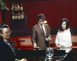 The Only Game in Town 1970 Warren Beatty &amp; Elizabeth Taylor at bar 8x10 photo - £7.61 GBP