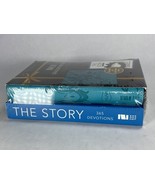 New! Graduation Set NKJV Compact Thinline Bible &amp; 365 Day The Story Devo... - $17.99