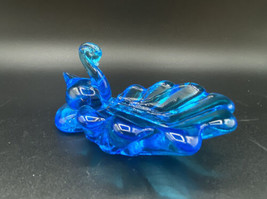 Titan Art Glass Blue Graceful Swan Trinket Dish Signed Titan 1997 Vintage - $17.81