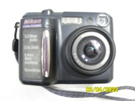 Nikon Cool Pix E880 Digital Camera Untested As-Is - $8.29