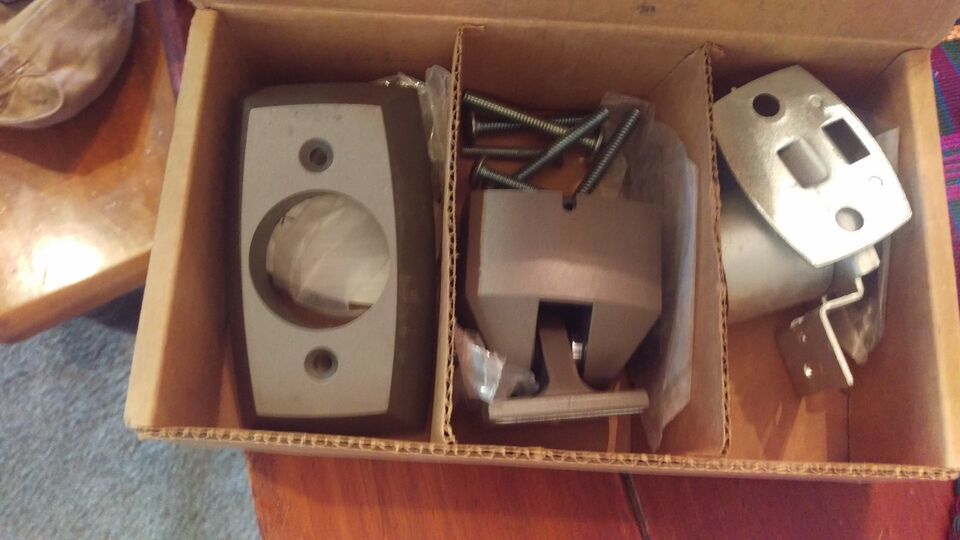 Rixson Yale Fire Magnetic Door Holder/Release Lock Tri-Volts pn# 009936 ... - $60.78
