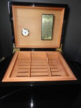 Solid Black Lacquer Humidor  measures 13.5" L x 11" W x 6" H image 5